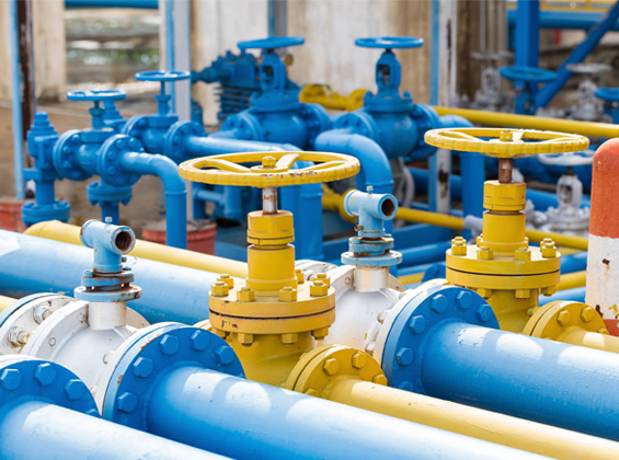 Pipeline terminal with control instrumentation