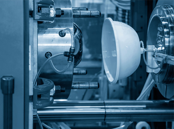 Plastics compounding equipment